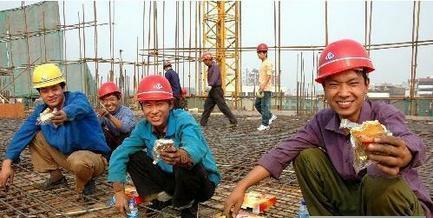  地理位置■中国最拼命的一个省, 地理位置很尴尬, 3000万农民工,