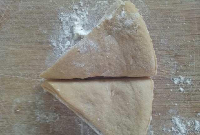 花卷:平常做普通红糖馒头,今天教你蒸出好看的红糖花卷