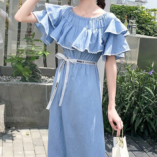 懒人出门必备，不用烦恼搭配问题，买件连衣裙，简直美上天啊