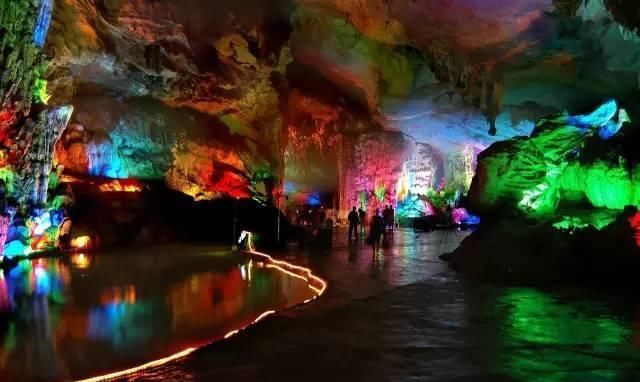  「慢慢」中国212个AAAAA景区全在这里, 存起来, 慢慢走完!