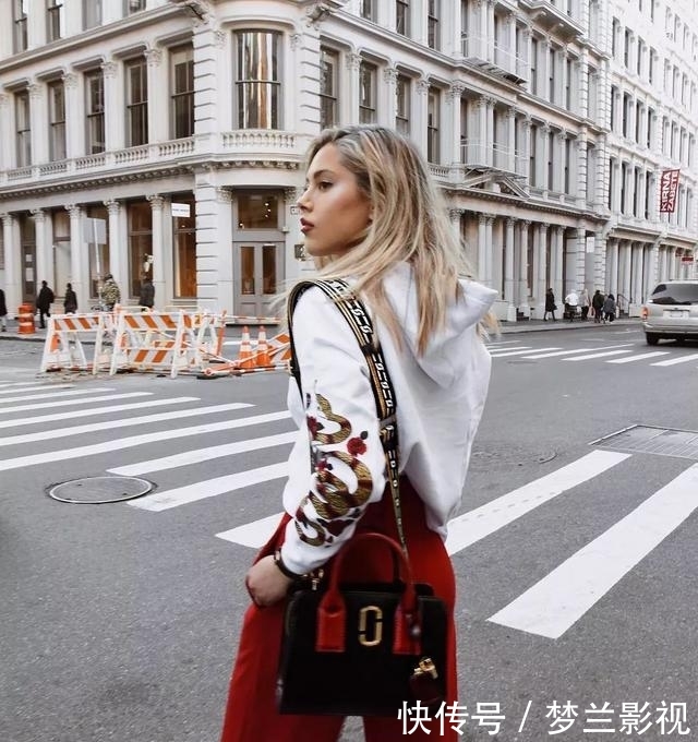  【初春】卫衣+阔腿裤，这2020年初春不一样的时尚，美翻了