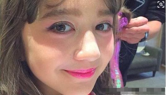11岁女孩已化妆6年，发现异常后去检查，医生的话让家人后悔莫及