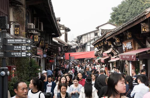 西南最受欢迎的古镇，就在重庆，4天超35万游客，大街小巷人山人