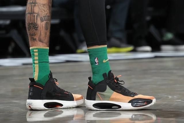  「球鞋」NBA球员上脚：塔图姆这赛季穿的球鞋，超多AJ34个人配色！