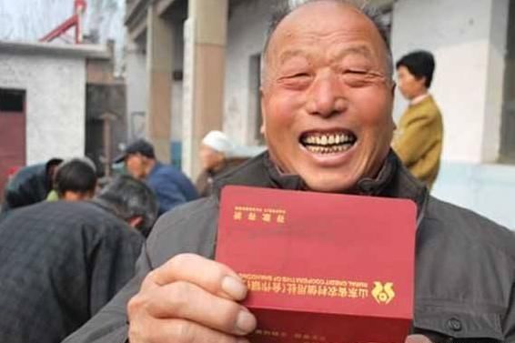 2019年60岁以上的农村老人可领3项养老补助，快看看你能领多少？