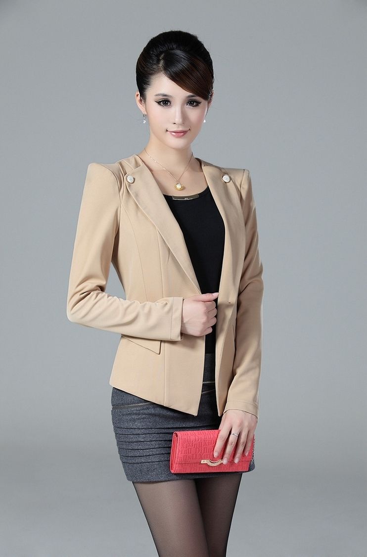 美女写真:台湾模特蓁羚短裙牛仔裤系列写真