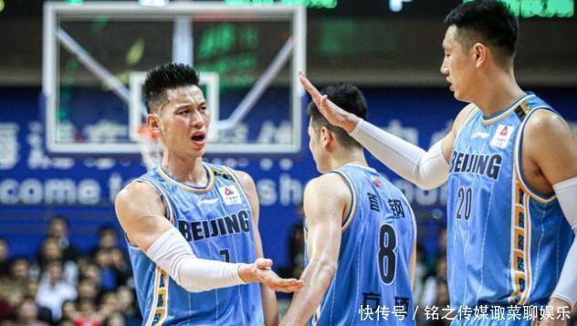 林书豪在cba什么时候打