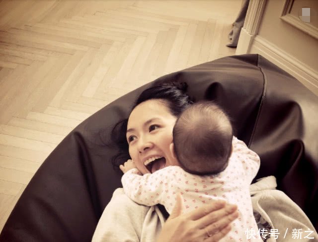 章子怡大爆粗口假疫苗事件，给孩子的都可以造假，还有什么不可以