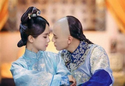 秦俊杰工作室发声明怒斥谣言，明星情侣为何总会爆出劈腿传闻