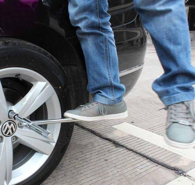  『工作原理』因为差速器的存在，你的后驱车可能很难飘移