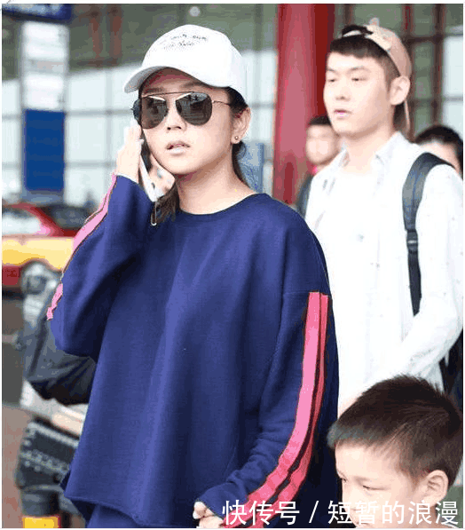 何洁现机场, 破烂裙子惹争议, 网友: 分分钟想扯掉下面那根绳!