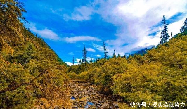 别错过秋天的林芝，景色堪比喀纳斯，最不该错过秋色童话世界