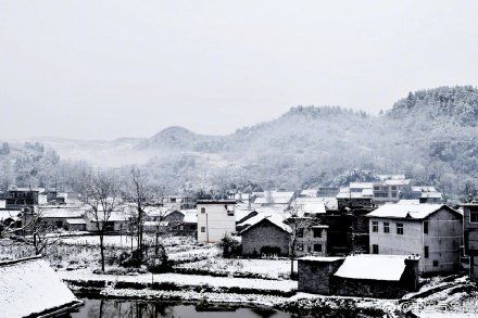 见过凤凰的水，见过凤凰的雪吗？