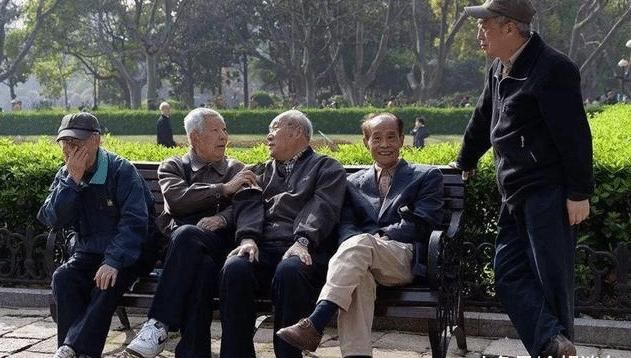  【养老金】只要社保缴满15年, 就可以静静等待养老了? 可别这么