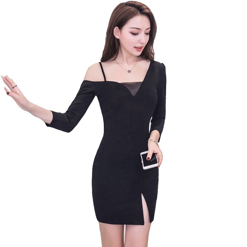 好身材别浪费，10款针织毛衣连衣裙、包臀裙穿上既保暖又显身材