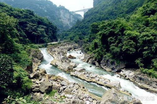 唯一没有平地的省，整个省全由大山组成，比 西藏还要穷