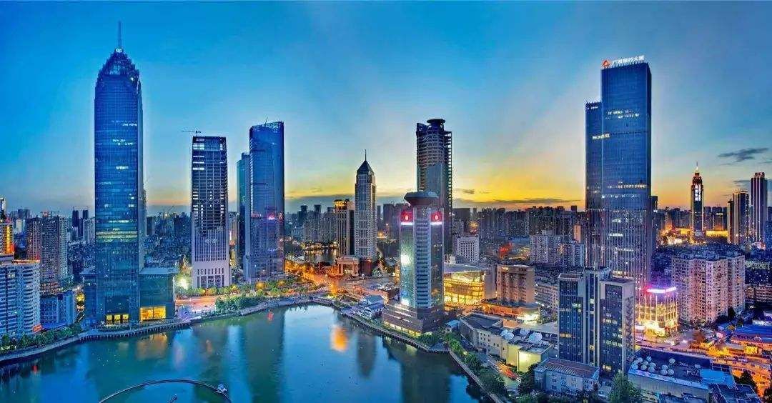 中国10座超级城市都有哪些?中国十大都市有你的家乡吗