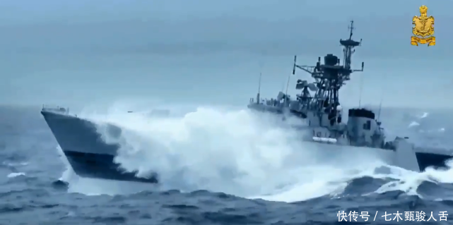 国产航母交付使用视频