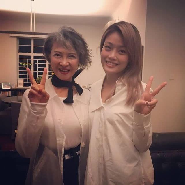  「看起来更」染发注意事项! 挑染颜色衬肤色！9个染发显老地雷