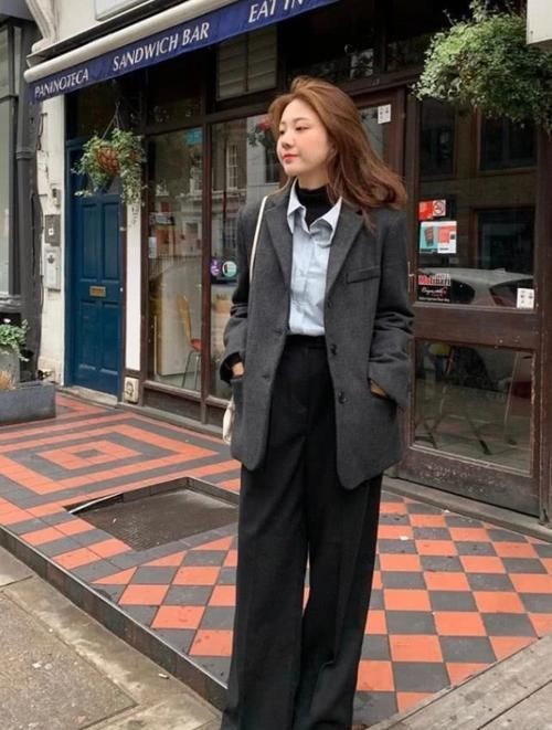  【女生】叠穿技巧，女生一定要记住的3种叠穿“法宝”，照着穿经典美上天
