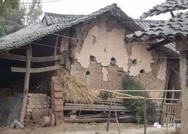 农村诞生了“宅基地换房”，已经在部分区域试行，具体标准在这里