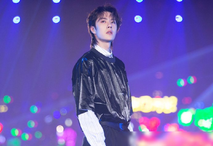 #师花#王一博科幻大片，后期师花一分钟p痘！央视低调转发彩虹屁有亮点