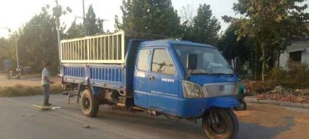  【玉米】农村很多三轮车收购玉米，小麦，农民注意以下几点，以