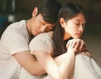  『漂亮』朱亚文沈佳妮，这波恩爱，秀得“漂亮”！