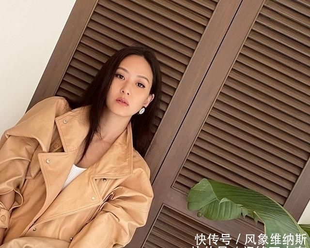『Daria咖啡色肩』孙芸芸3款美包选择 Dior客制专属小包卡哇伊