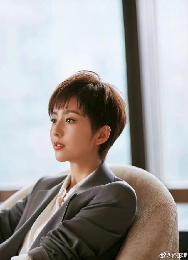 宋茜、刘诗诗、佟丽娅、杨紫、赵丽颖2018秋季新发型燃爆网络