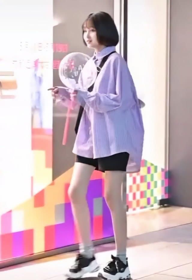  『建议』一直建议小个子别穿老爹鞋，当看到小姐姐穿了之后，强烈推荐！