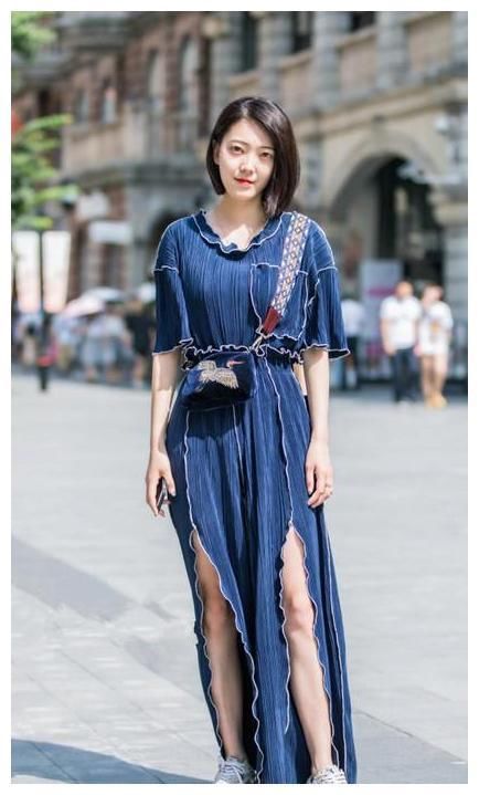 街拍：图1个性靓丽，图3清新甜美，图8玲珑苗条