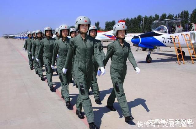 中国蓝天上的“九天仙女” 首批歼击机女飞行员 可惜金孔雀已离世