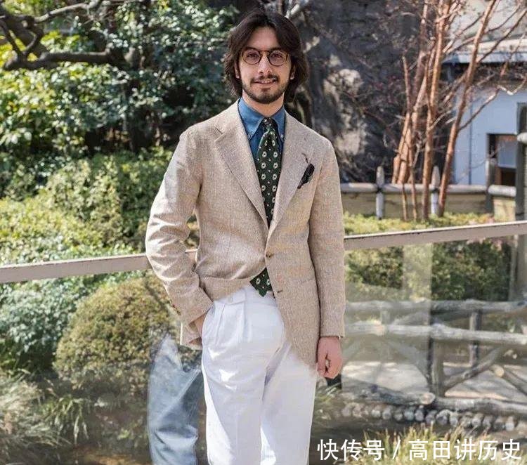 牛仔裤搭:能穿好白色裤子的男人,魅力都不会差!这样穿造型优雅时髦