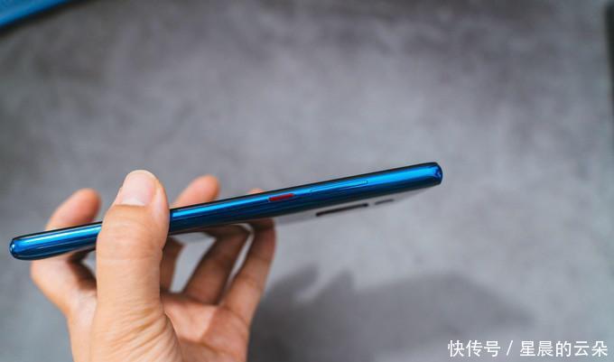 【开关机键】红米出了个旗舰机,小米可还扛得住!