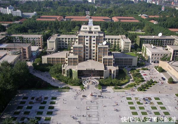  gdp：中国西部一座城市，国际知名度国内排前五，GDP全国排名二