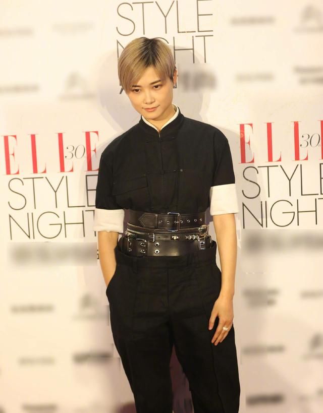 春春杨幂唐嫣杨颖同台亮相，原照流出，网友:真漂亮