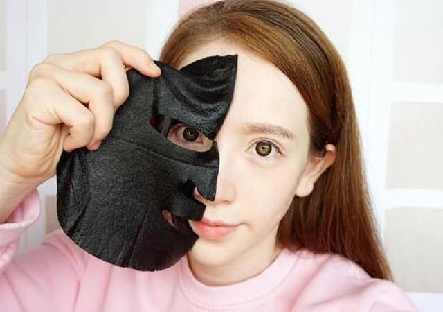 敷面膜的4个坏习惯,步骤正确才能真保湿!