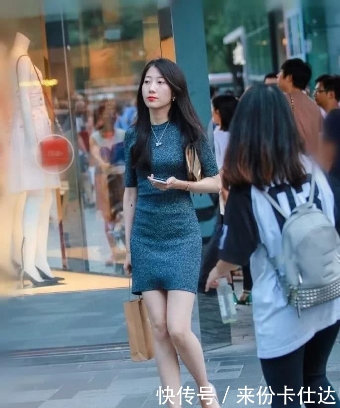 身材|一双高跟鞋穿搭在脚上,让整体的搭配也变的时尚起来