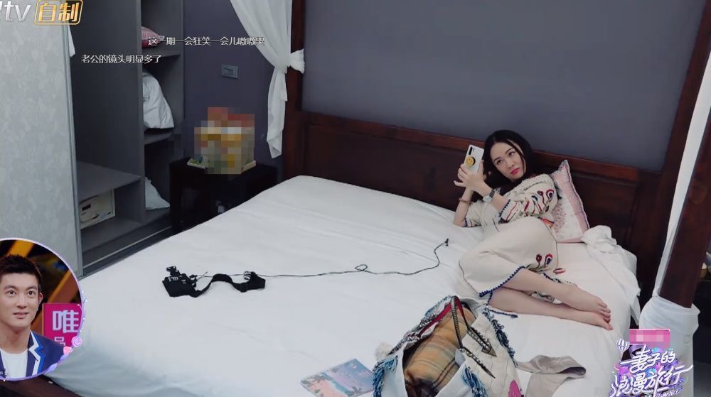 #不露#女星为了不露素颜真是太拼!霍思燕穿睡衣却带浓妆睡觉,真是绝了