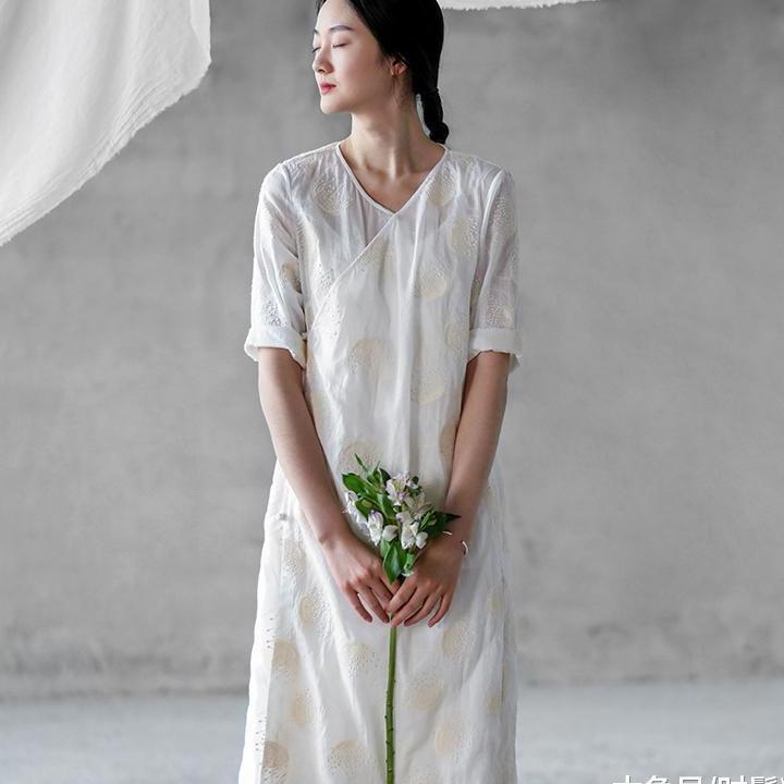 曼妙身姿美如画, 中国风连衣裙穿出倾城倾国的东方美