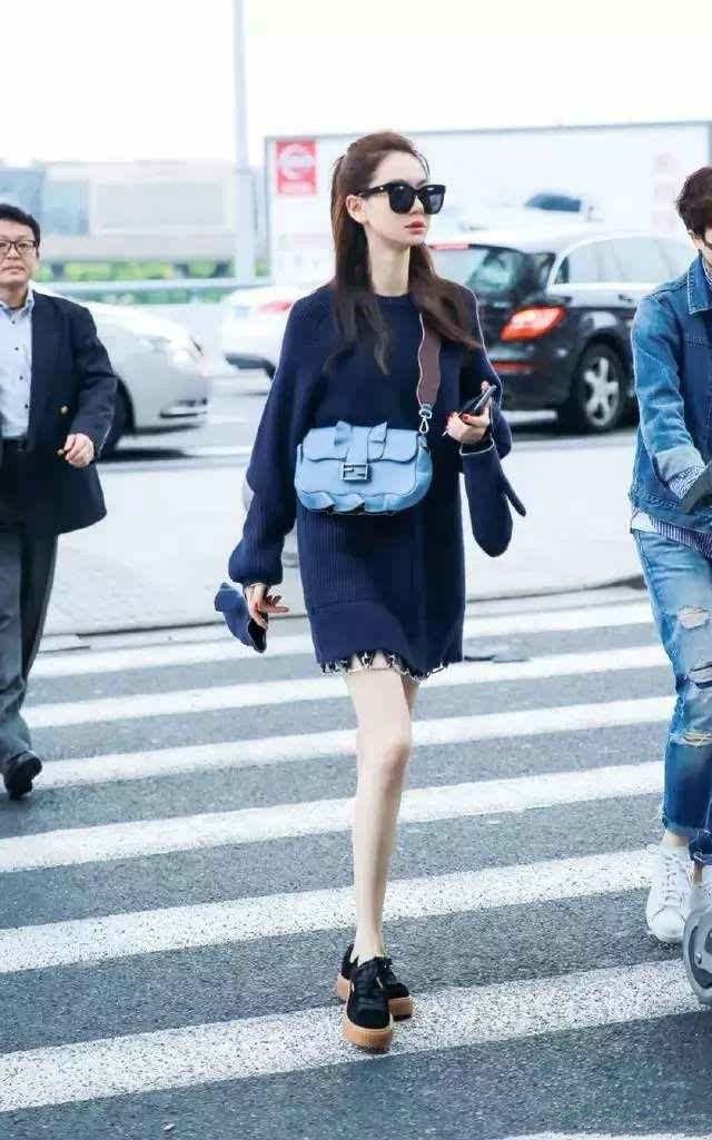 戚薇离开ps腿都没法看，真心假漂亮！