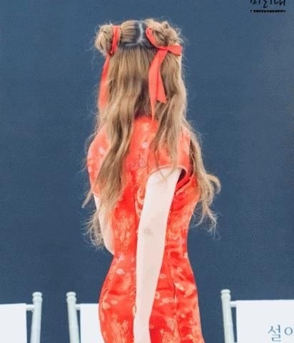 『网民』她在韩国被网民骂“腿粗”,却因空手翻和春丽造型而走红大火