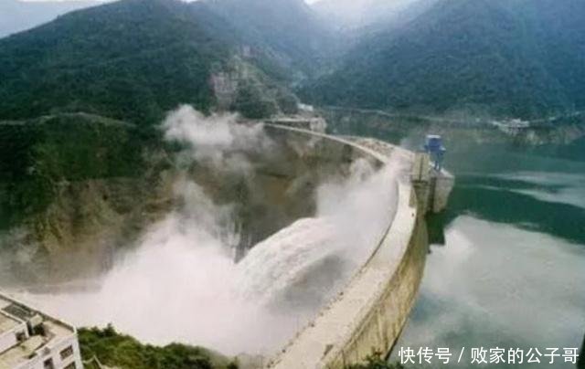 全球“最深”的河流，平均深度220米，拥有极好的水力发电优势