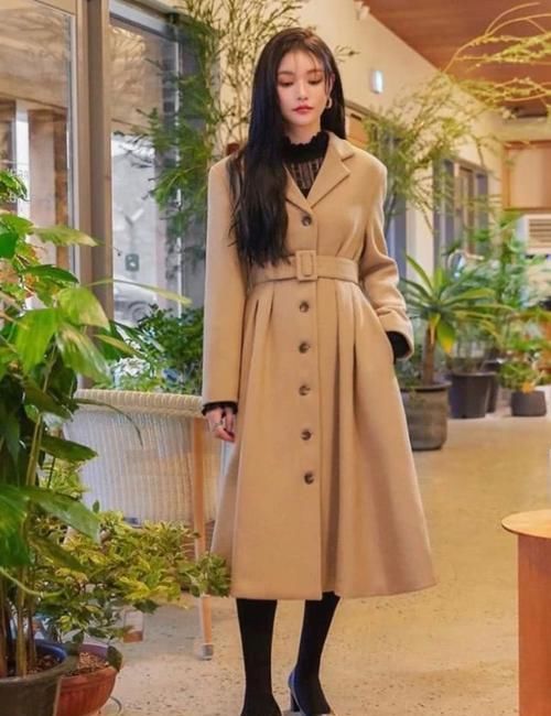  『记住』20年的女生记住4种“高光搭配”，任何情况下都数你最美