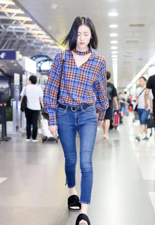 这个夏天,明星的衣时尚又平价~高圆圆、倪妮的都不到100块