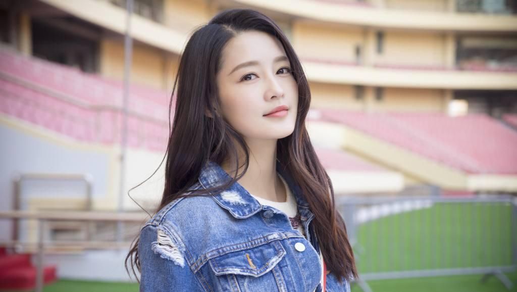  「田小娥」90后小花李沁，心素如简，人淡如菊