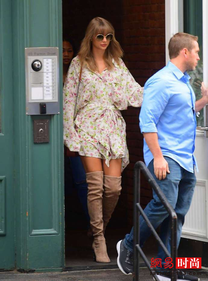 感动天地!霉霉瘦身成功 街拍霉要回来了