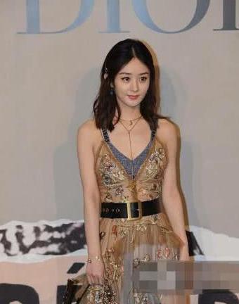 赵丽颖黄景瑜王丽坤出席活动，现场未p图曝光，网友：好养眼