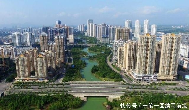 广西这座城市GDP不到700亿，城建却很有气势，看看是你家乡吗